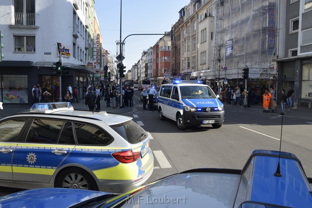 Messerstecherei Koeln Muelheim Frankfurterstr Rodiusstr P24.JPG - Miklos Laubert